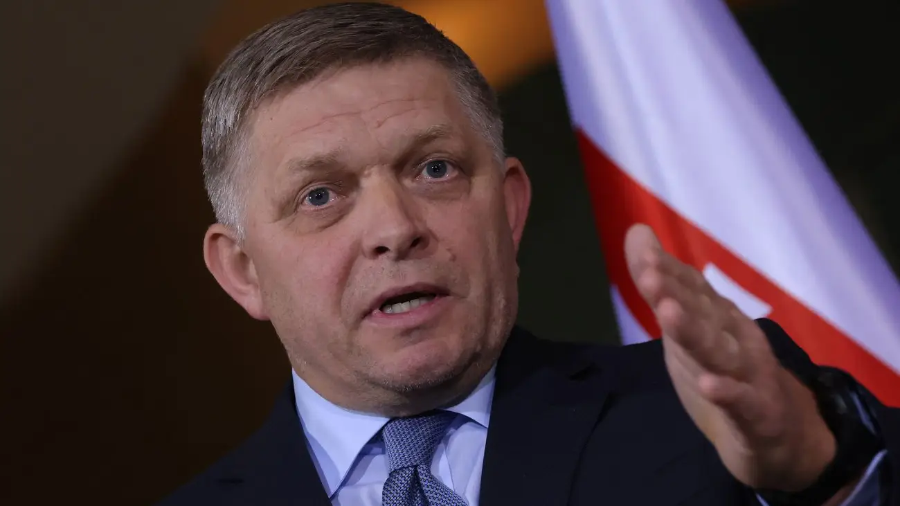 Фіцо закликав ЄС відновити імпорт російської нафти: у Європі заговорили про зміну курсу
