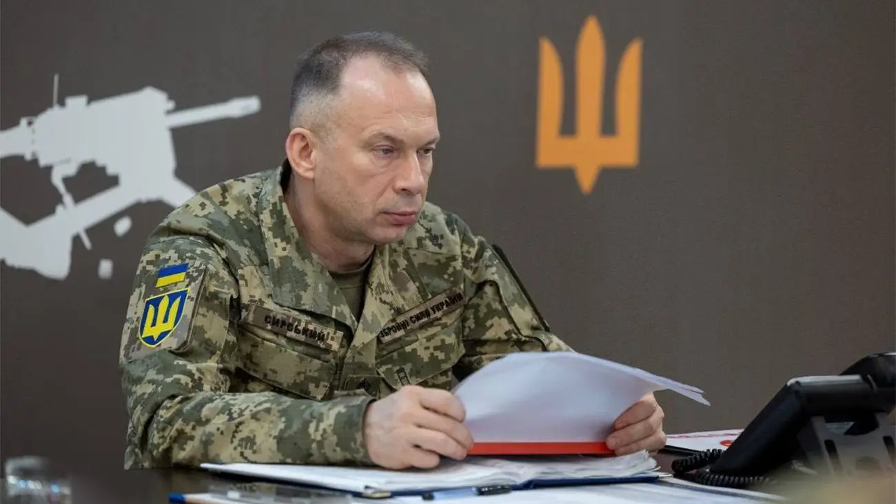 росія планує збільшити «дронові війська» до 101 тисячі військових — Сирський