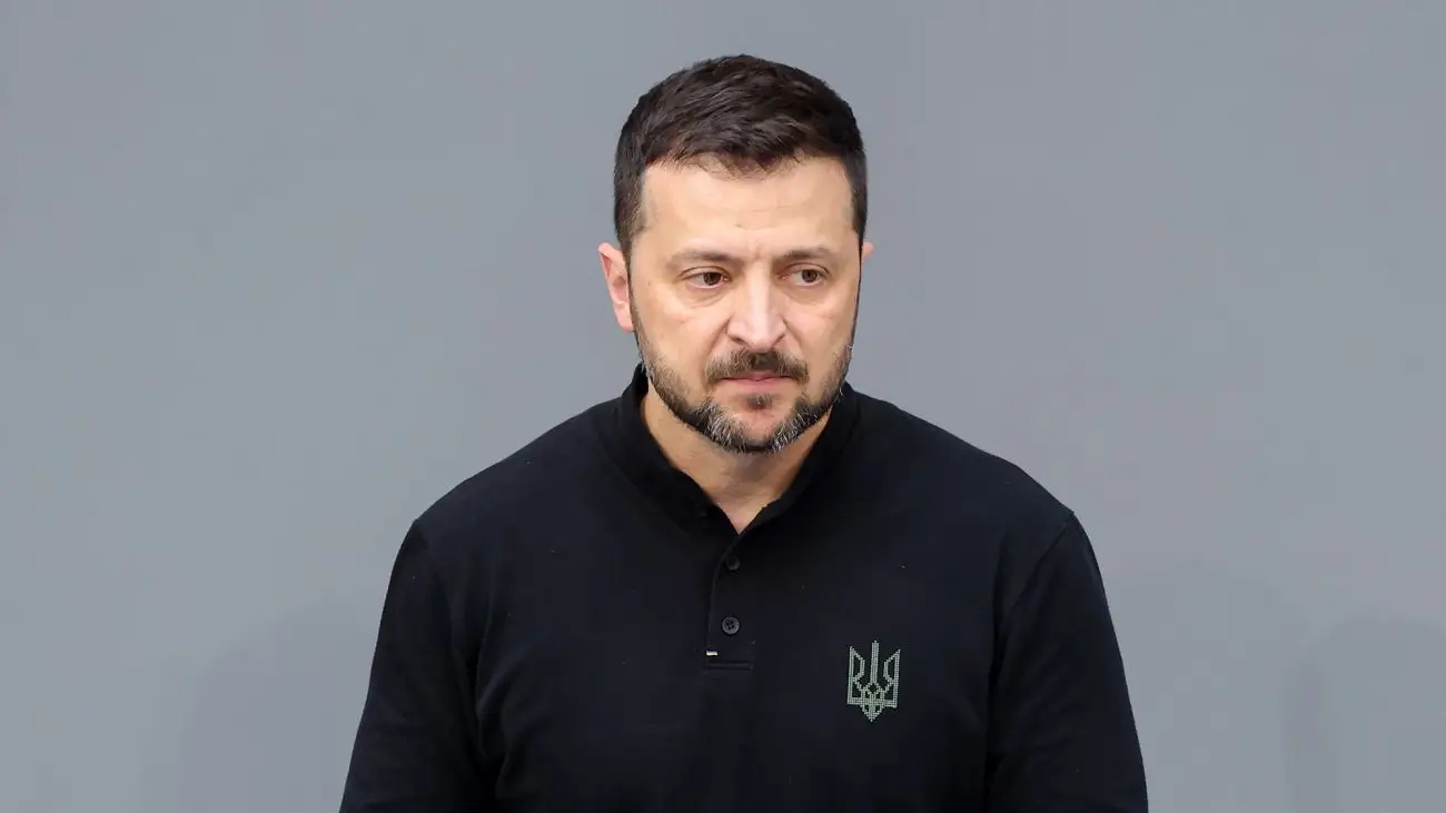 Хвилина мовчання стане обов’язковою для всіх: як працюватиме новий закон