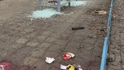Російський дрон влучив у будівлю ТЦК у Сумах: є поранений У момент удару мобілізаційні заходи в будівлі не проводилися