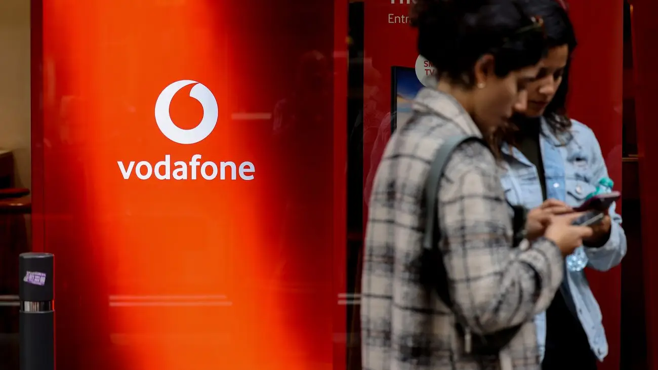 Vodafone подписал меморандум со спутниковой сетью AST SpaceMobile: чего ждать абонентам