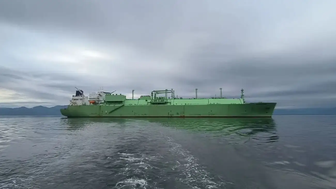 У Середземному морі спалахнув російський газовий танкер