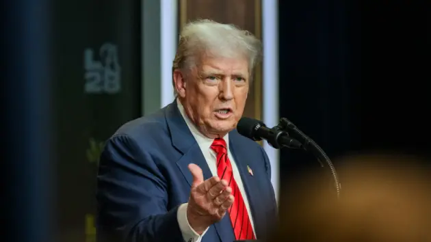 Трамп пригрозив союзникам: без США доведеться діяти самостійно через Ормузьку протоку
