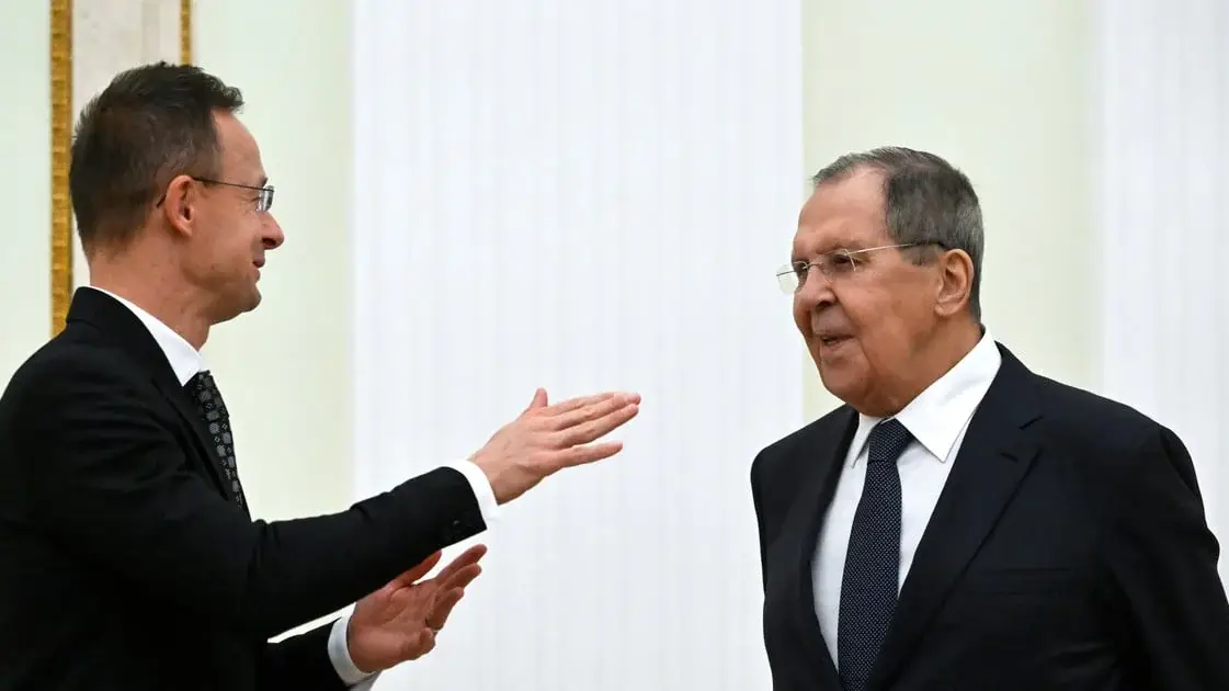 Злив розмов із Лавровим: Сіярто визнав прослуховування і став на захист контактів із РФ