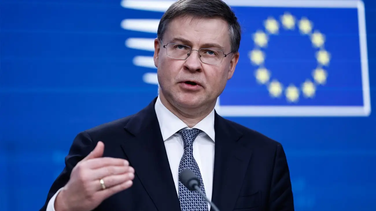 Єврокомісія попередила: послаблення санкцій США може посилити Росію та Іран