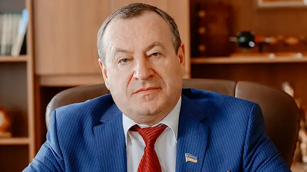 ДДАЕУ перед виборами: кандидат Демидов, земля університету і сумнівні схеми