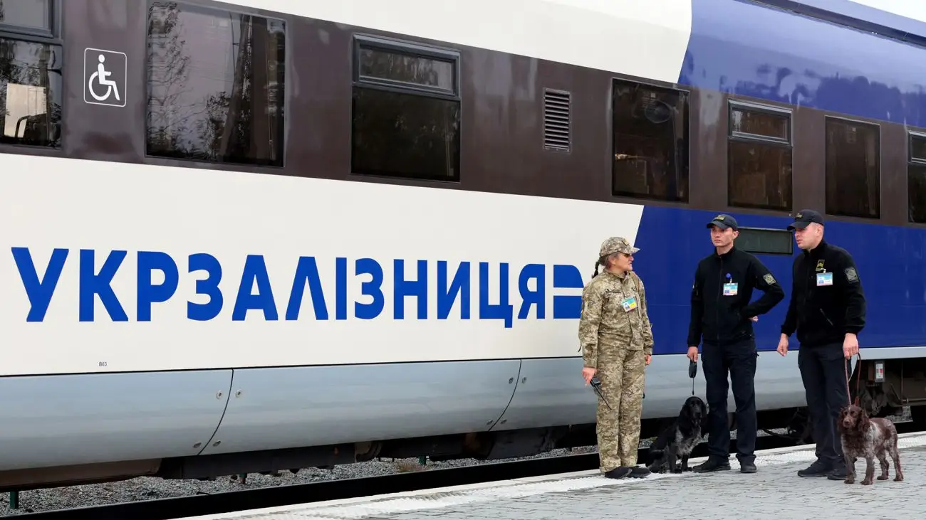 “Укрзалізниця” повертає поїзди до графіка після ремонтів: частина рейсів затримується до 4 годин