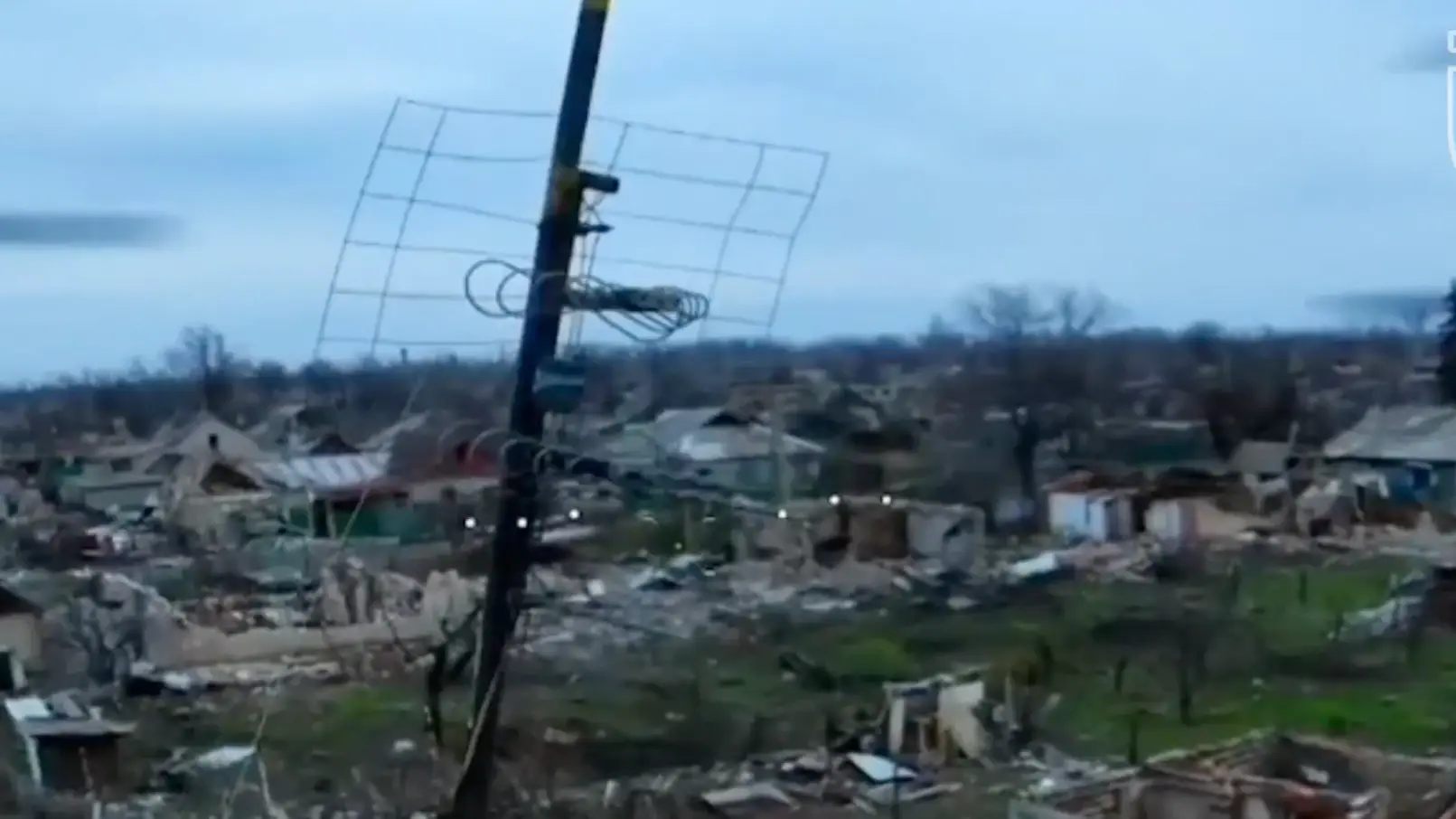 Мінус 46 окупантів і 9 антен: ОШП 425 Скеля б’є по зв’язку та техніці РФ