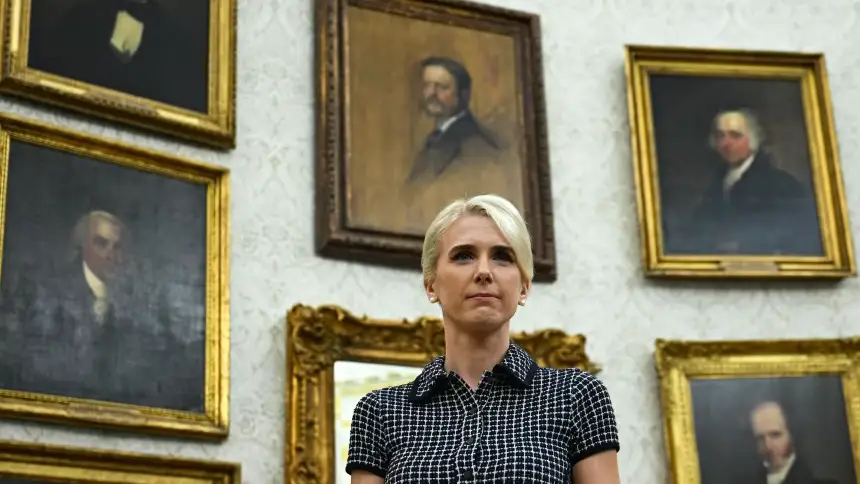 А шо не так? Трамп подарував Наталі Гарп і двом помічницям по $45 000 готівкою: спалахнула суперечка