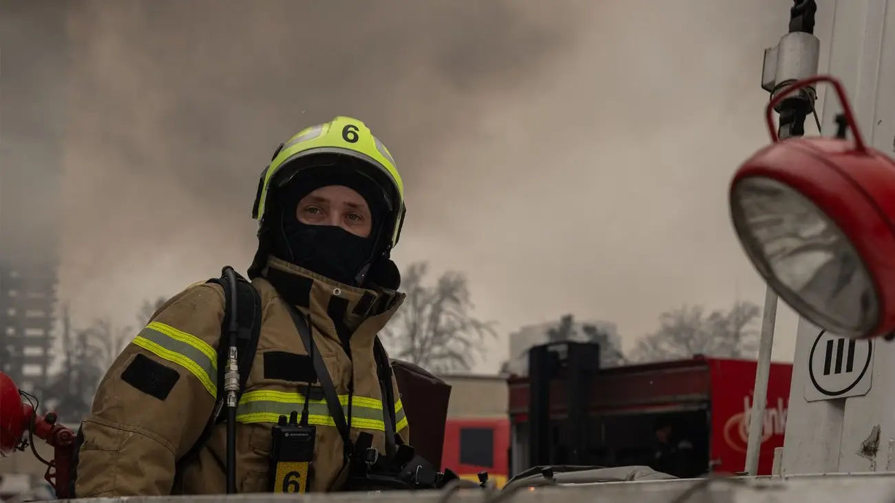 Провідниця загинула під час евакуації на Одеській залізниці: її збив зустрічний поїзд під час дронової атаки РФ
