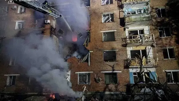 Атака на Конотоп: три поверхи зруйновані внаслідок ворожого удару