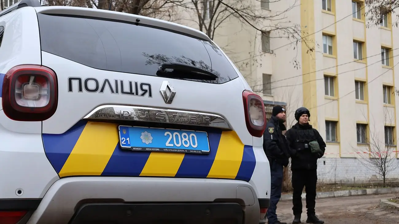 Вибух в «АТБ» у Чернігові стався під час атаки дронів: предмет пробив дах і здетонував