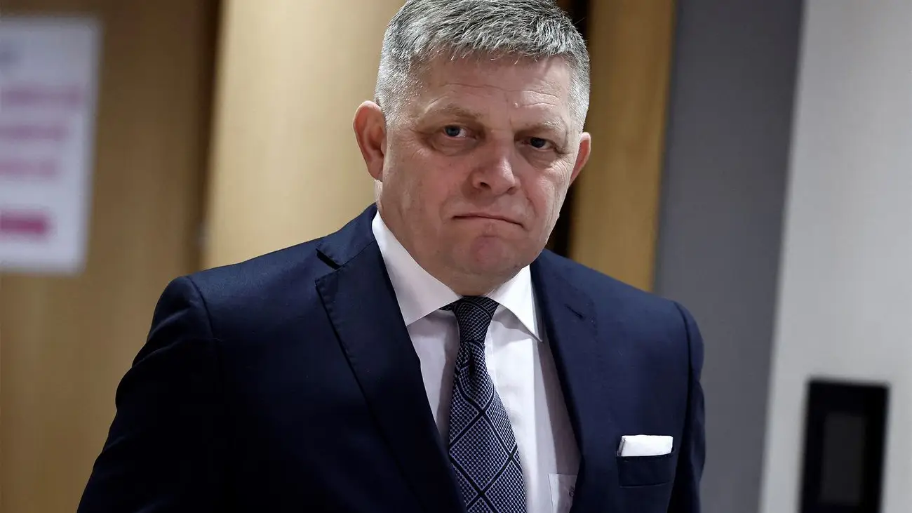 Словаччина за ініціативою Фіцо припиняє аварійну допомогу Україні.