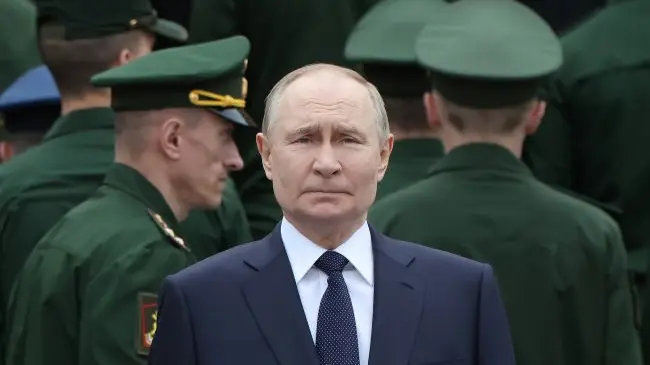 Війна на Близькому Сході дає Кремлю додаткові ресурси: РФ може збільшити витрати на війну проти України