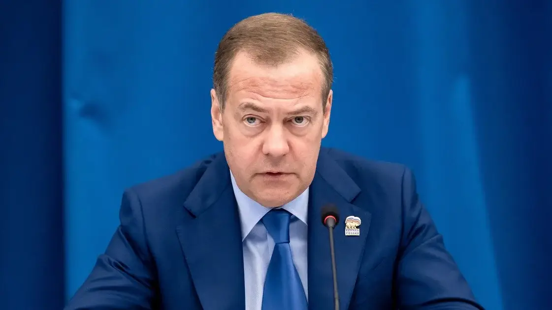 Дмитро Медведєв знову пригрозив ядерною зброєю: «Це не порожні слова» — що заявили в РФ