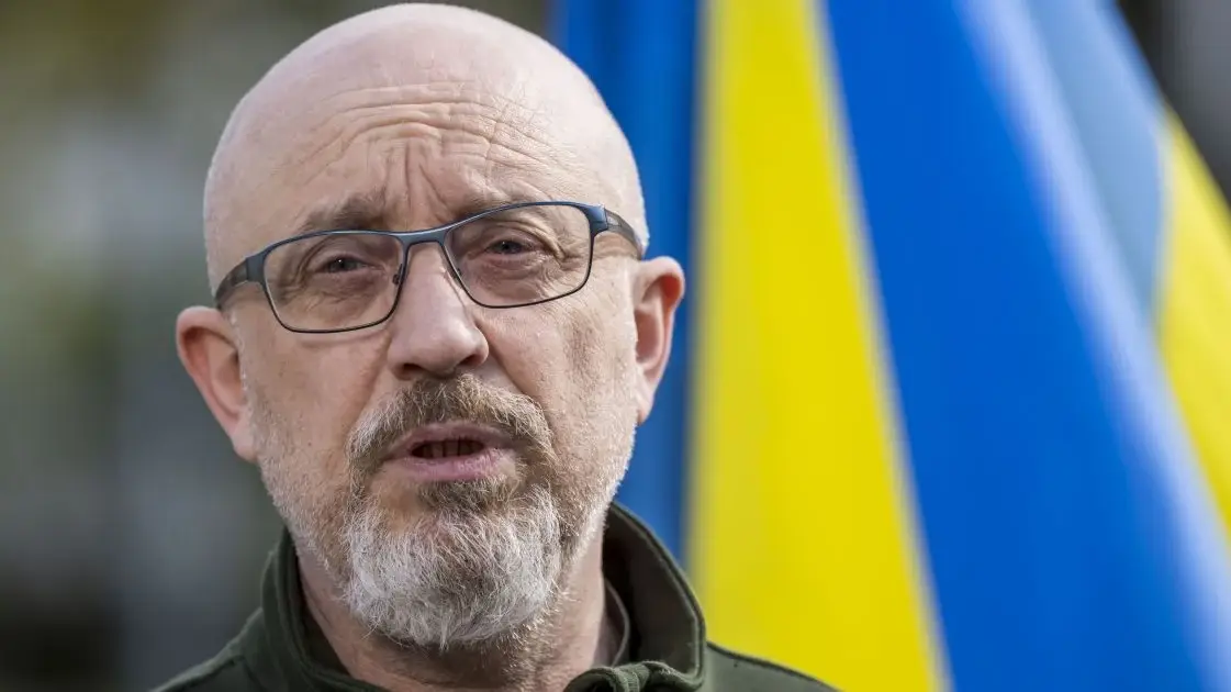 До бою! Резніков знову заговорив про мобілізацію жінок: «Фізіологічно у них реакція краща»
