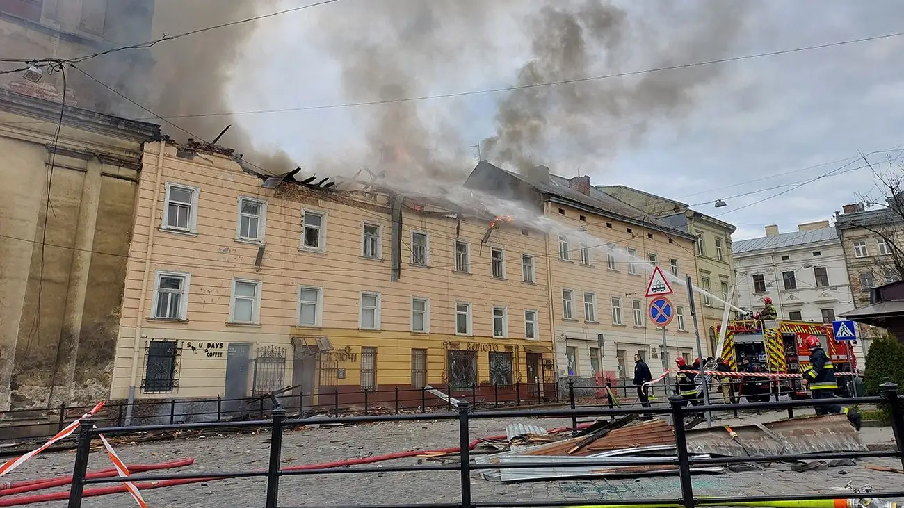 Майже 1000 дронів за добу: ППО знищила понад половину під час масованої атаки РФ