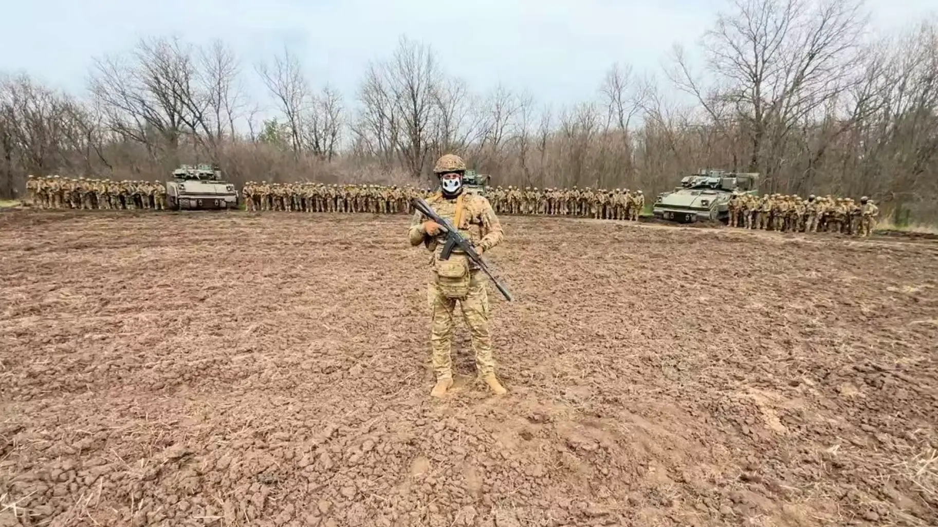 «Приїжджайте і подивіться»: у полку «Скеля» відповіли на заяви Стерненка і запросили на фронт