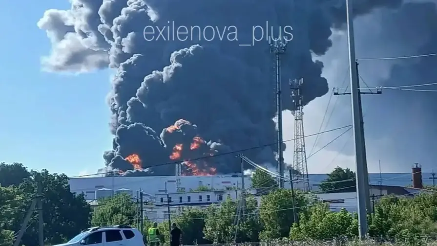Фото! Дрони атакували Росію: у Wildberries спалахнув склад на 130 тисяч м² і 120 млн товарів