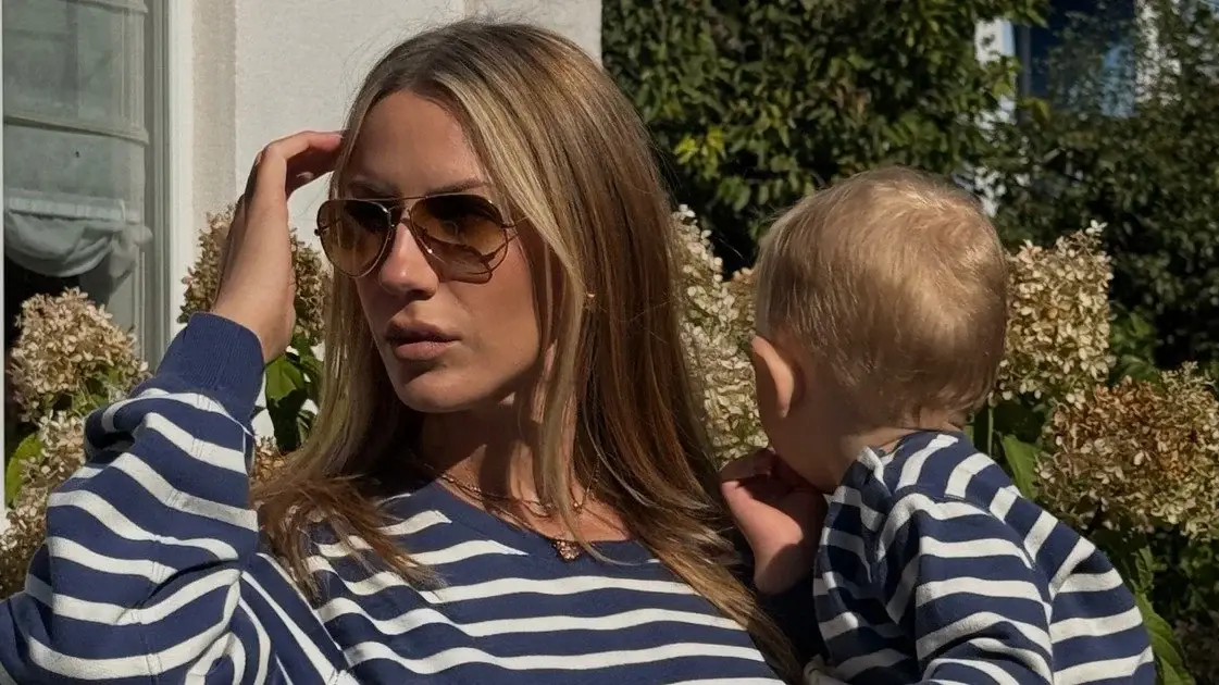 Фото! Леся Нікітюк показала підрослого Оскара у family look: «Це табуретка, а не машина»