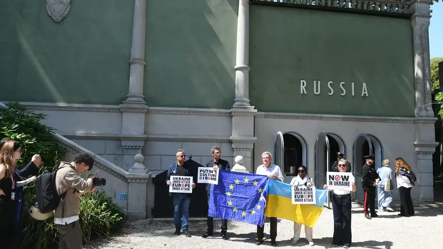ЄС забрав у Венеційської бієнале €2 мільйони через павільйон росії: «Ці цінності там не поважають»