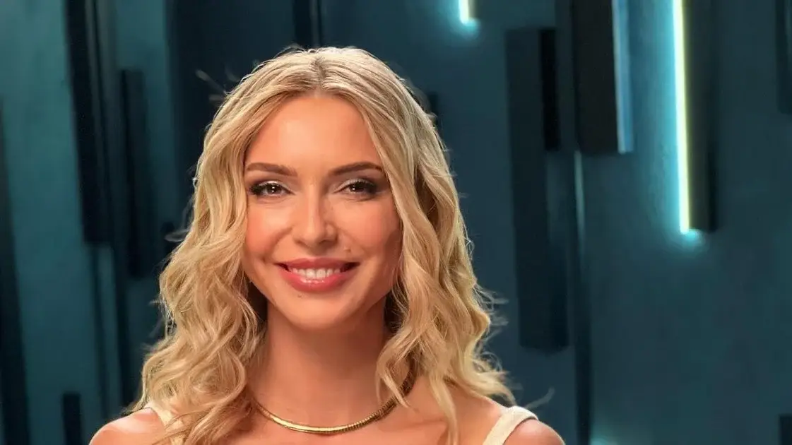 Марина Боржемська показала романтичну прогулянку з коханим у Києві