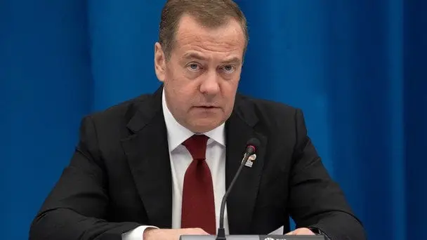 Медведєв загострює риторику щодо АЕС України та країн НАТО