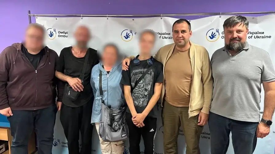 Офіс омбудсмена звільнив шістьох чоловіків із Миколаївського ТЦК після виявлених порушень