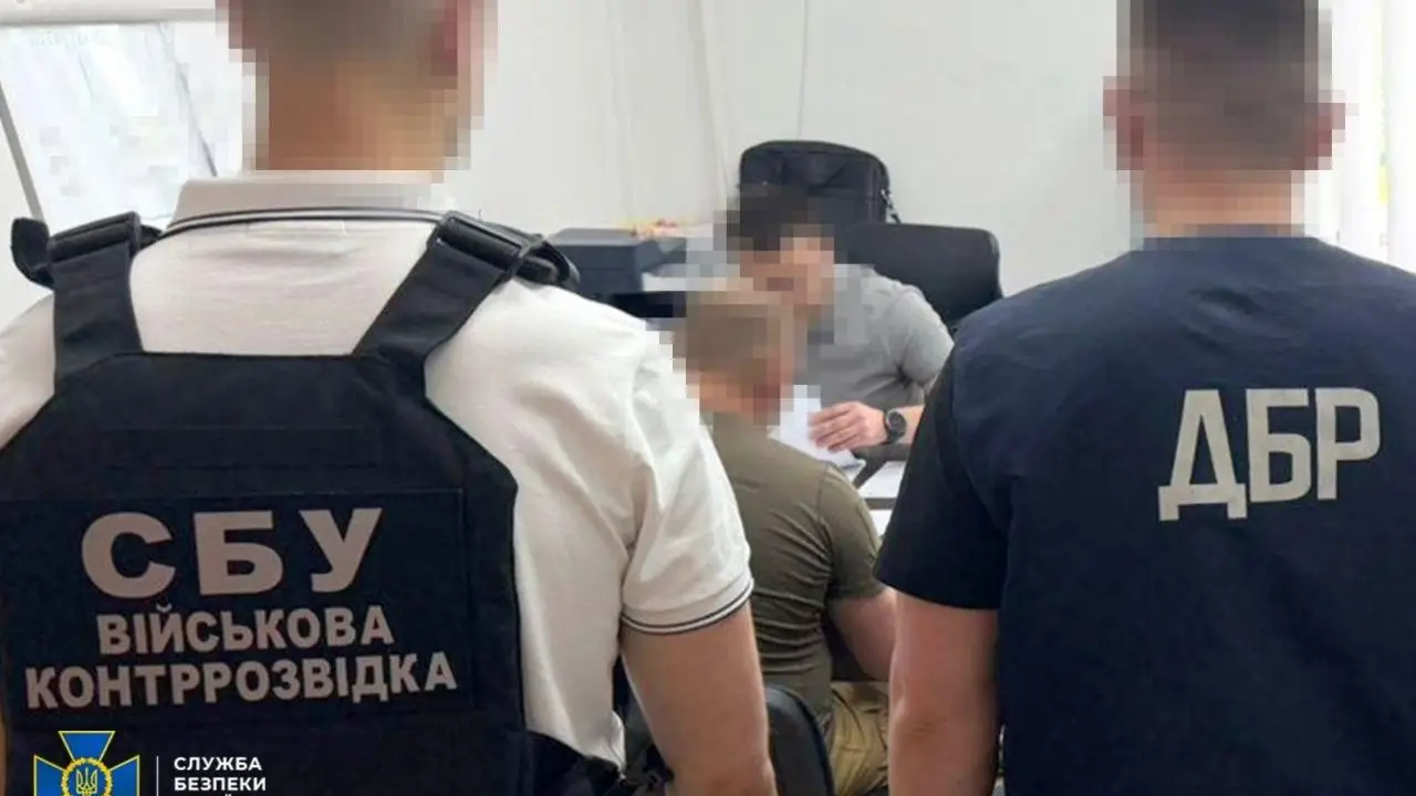 Паперова мобілізація: трьом керівникам ТЦК вручили підозри