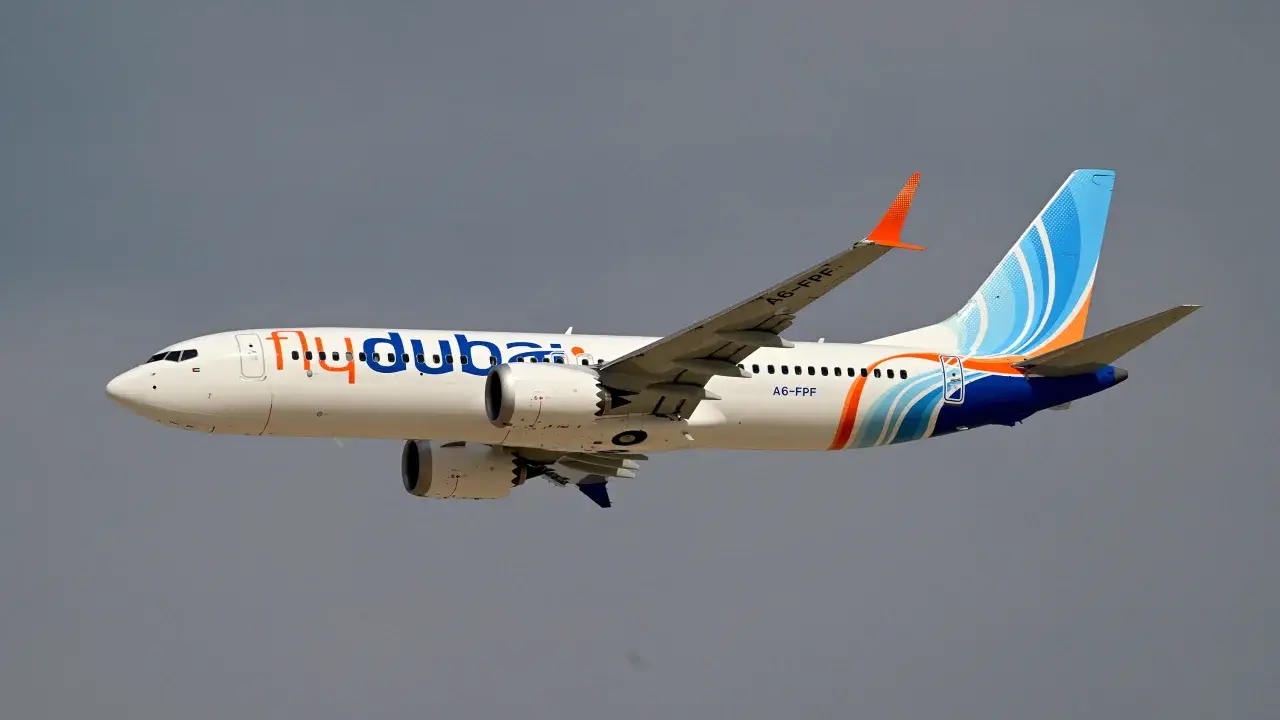 Пілот FlyDubai порізав іншого: українець і росіянин перехопили керування та посадили літак