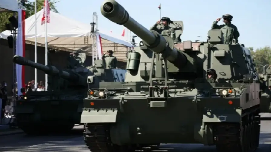 Польща показала силу: 2 000 військових, танки K2 і винищувачі НАТО над Варшавою. Чи давала Україна дозвіл на парад?
