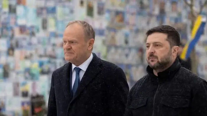 Польща вимагає місця за столом переговорів щодо України