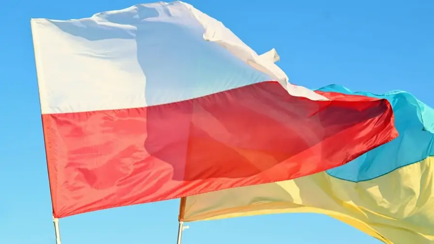 Понад половина поляків негативно оцінили ставлення Зеленського до Польщі