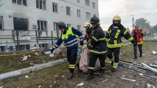 Прогнози завершення війни в Україні: думки аналітиків та дипломатичні можливості