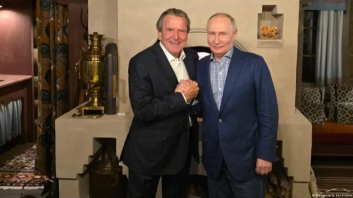 День народження Путіна з Герхардом Шредером: як колишній канцлер Німеччини святкує в Москві