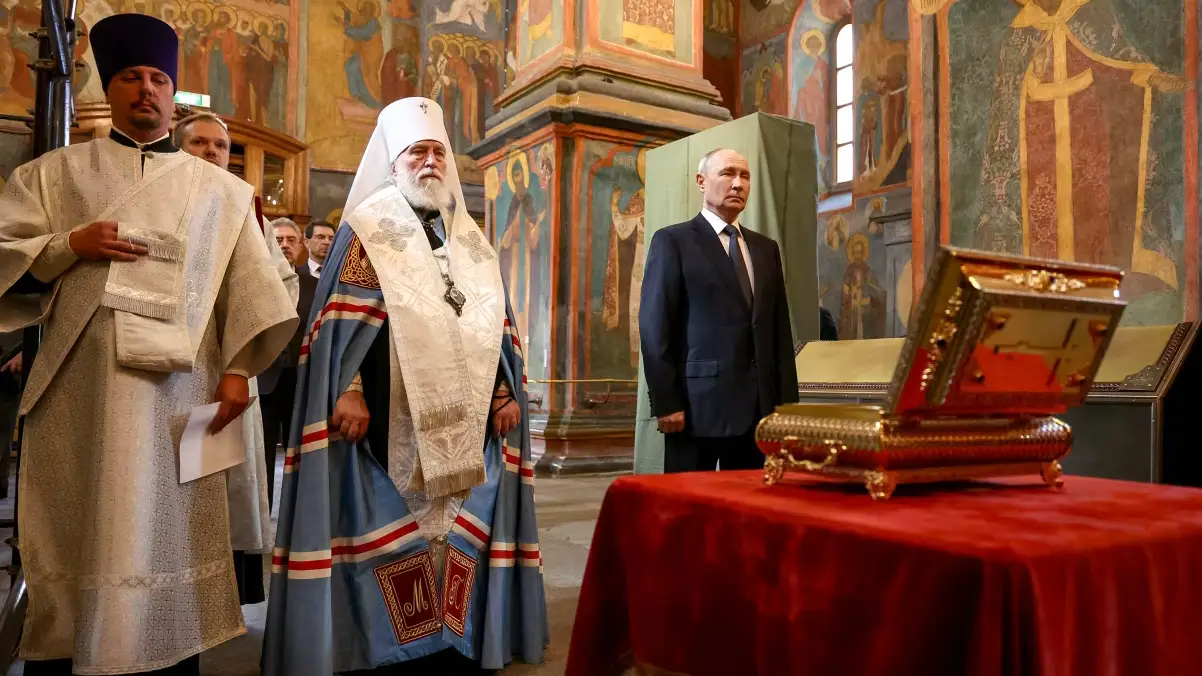 Росія відправила на фронт руку князя Дмитра Донського: у РПЦ заявили про «перемогу над ворогом»