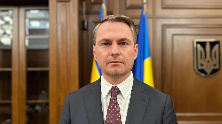 Руслан Кравченко відповів на звинувачення: будинок 280 м², сейф із грошима та віза дружини