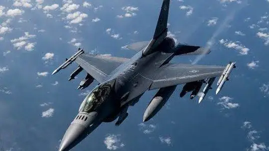 Що таке літак F-16: Мах 2, висота понад 15 км та потужний арсенал