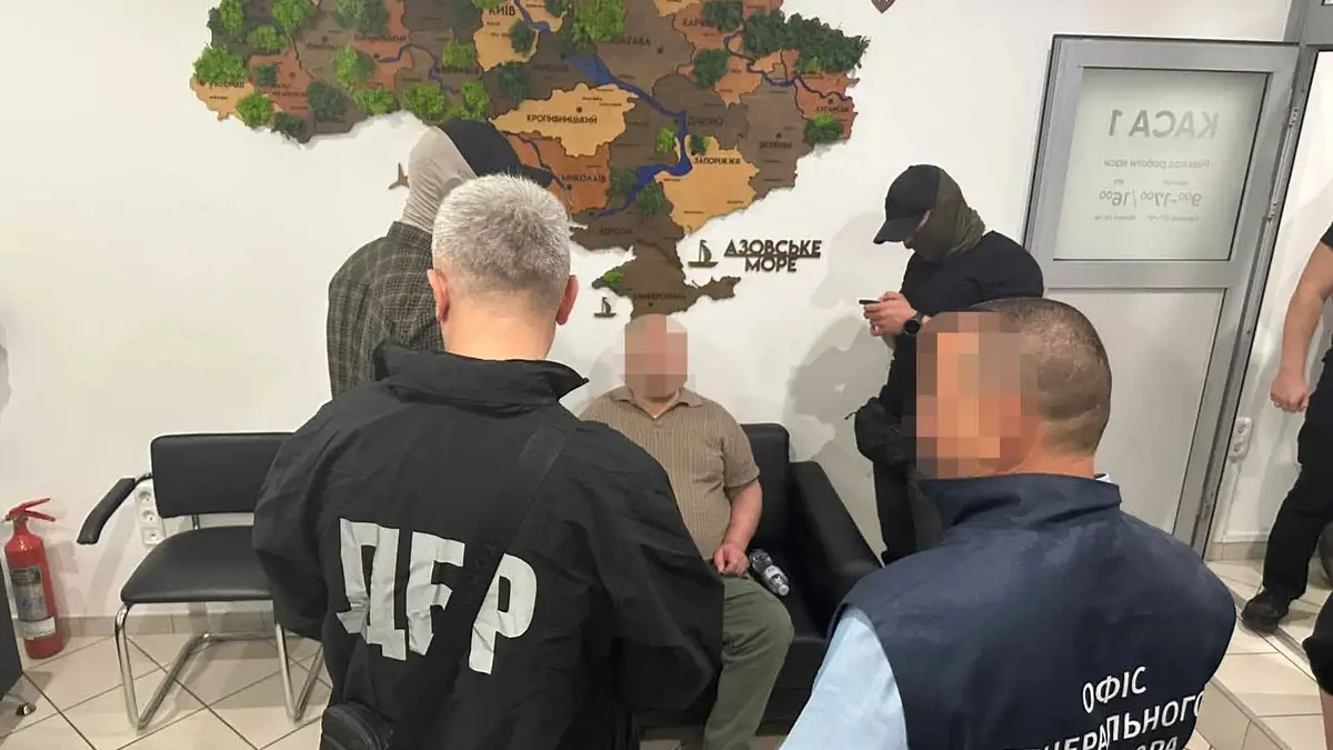 Шокуючі $5 млн за «вирішення питання»: у Києві затримали адвоката. ФОТО