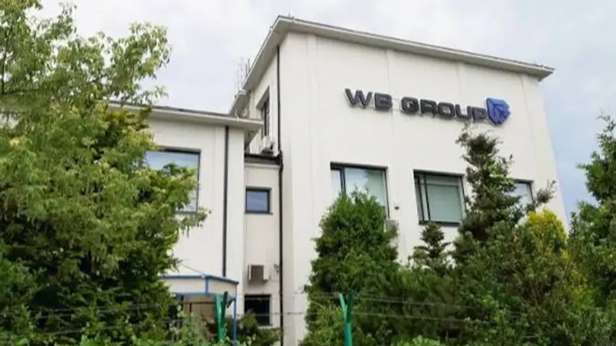 У Польщі горів завод дронів для України: перед пожежею помітили чоловіка в балаклаві