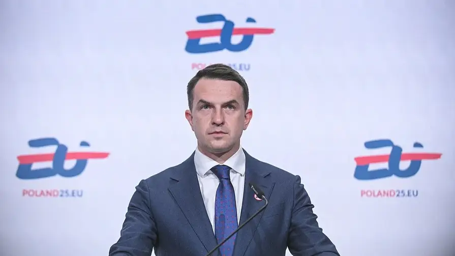 У Польщі «правих» звинуватили в ненависті до українців: «Випустили джина з пляшки»