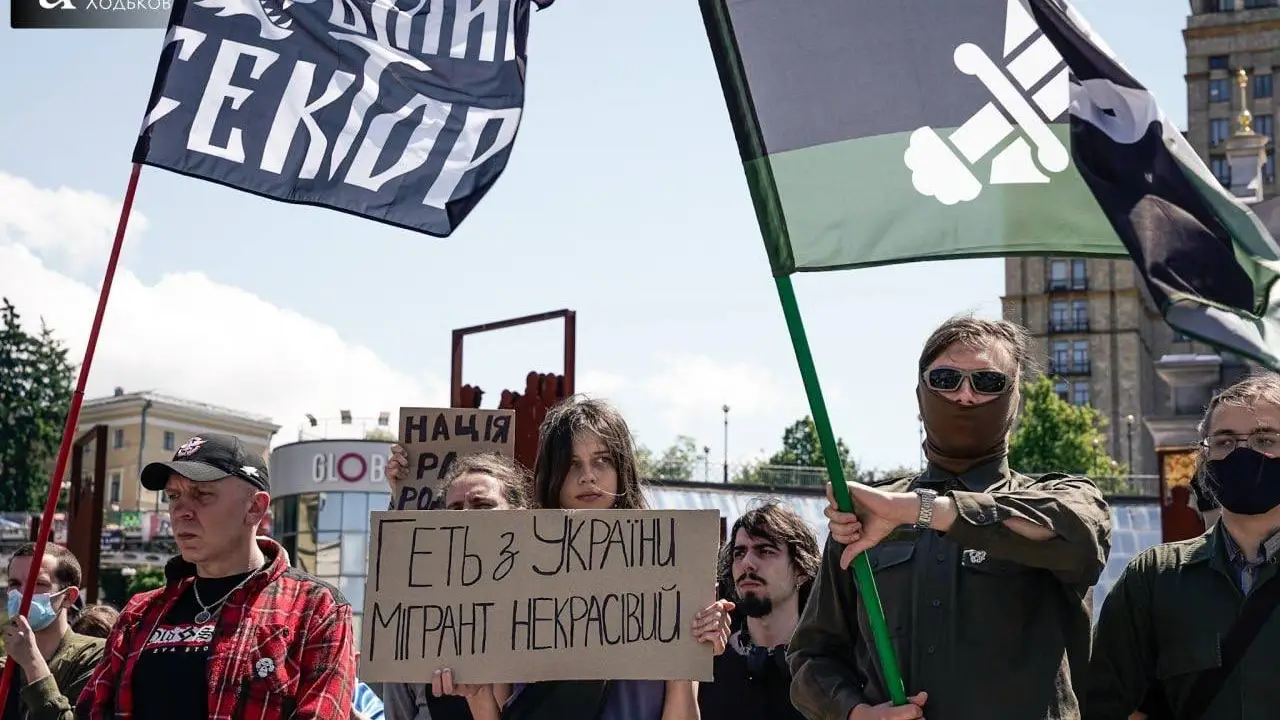 “Україна для українців”: на Майдані в Києві спалахнув мітинг проти мігрантів