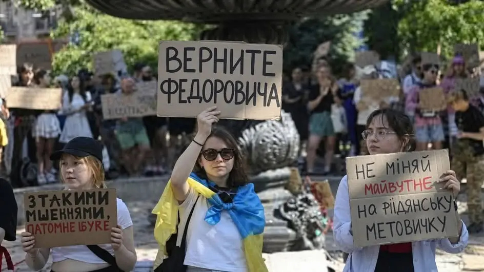 Увага! Міняємо військових на маркетологів, а главкомів — на завгоспів: кому потрібен політичний проєкт «Федоров»