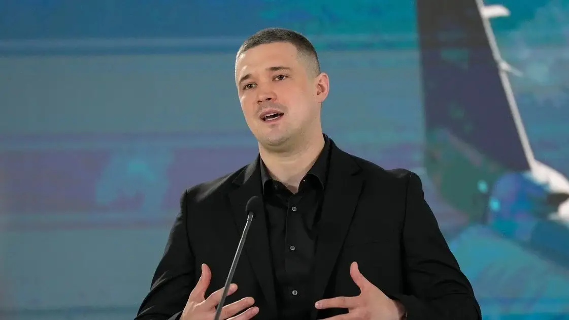 Увага! Михайло Федоров їде до США за грошима: названа нова мета візиту ексміністра