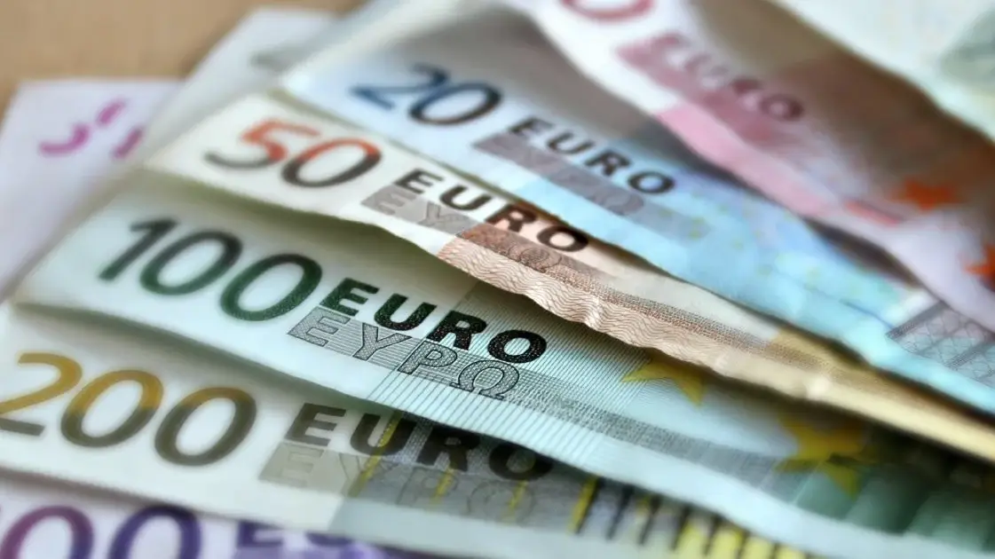 Увага! Українцям у Португалії виплатять понад €5 тисяч: хто може отримати гроші