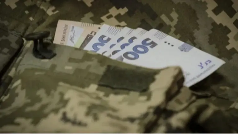 Відгуки на вакансії в ЗСУ обвалилися на 40%, поки кількість пропозицій злетіла на 95%