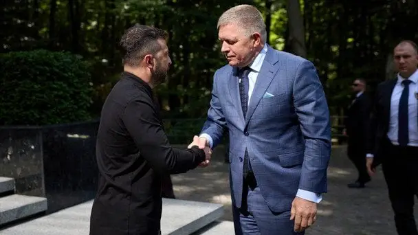 Зеленський у Єревані провів зустріч із Фіцо: Україна і Словаччина готують новий етап діалогу