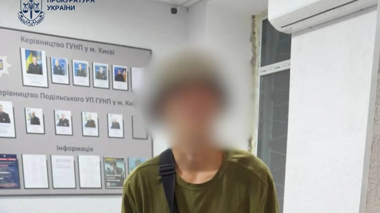 Жах на Подолі! 16-річний і 17-річний хлопці напали на двох жінок: кастет, ніж і до 8 років за ґратами