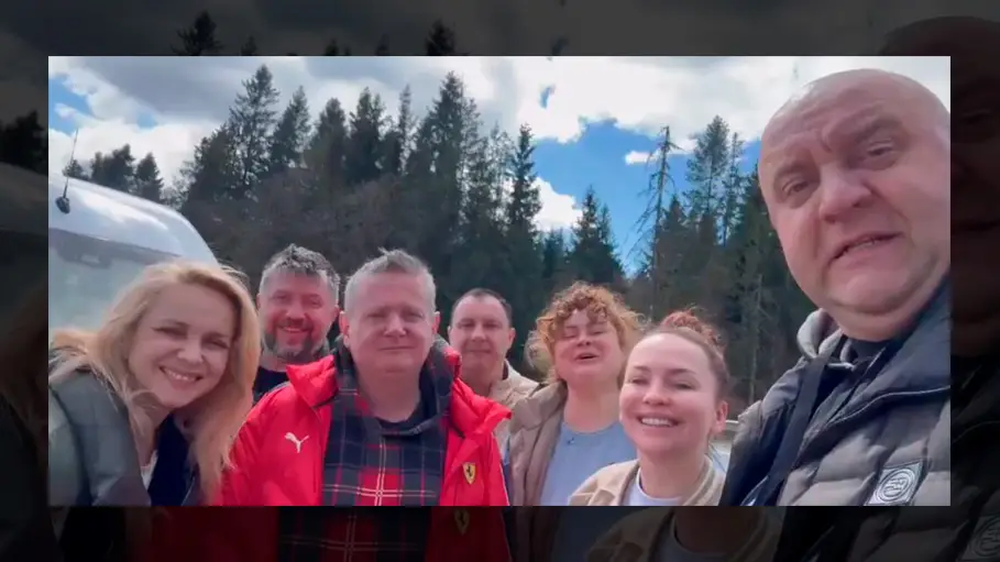 Зірки «Дизель Шоу» підтримали полк «Скеля» та подякували бійцям за захист