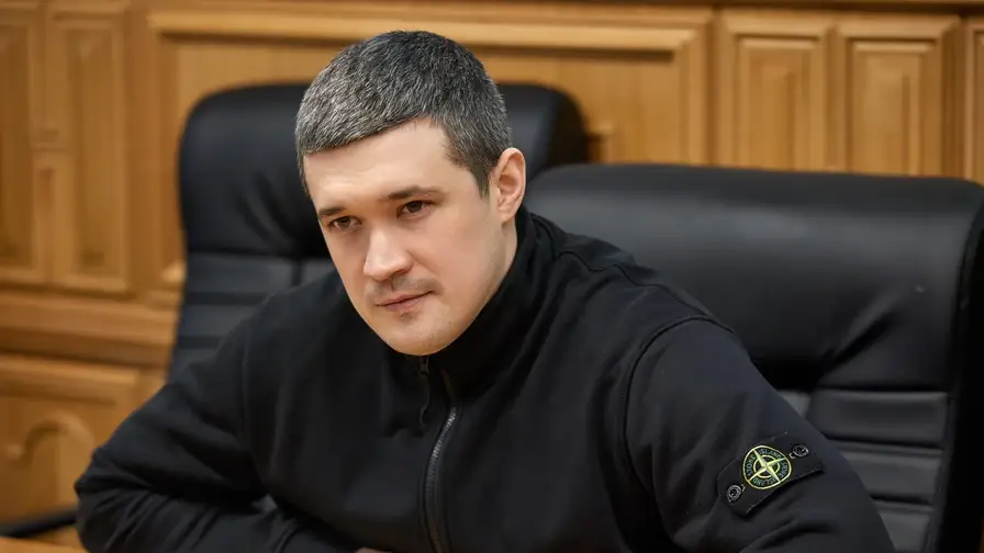 Звільнення військових за указом президента матиме пріоритет над контрактами